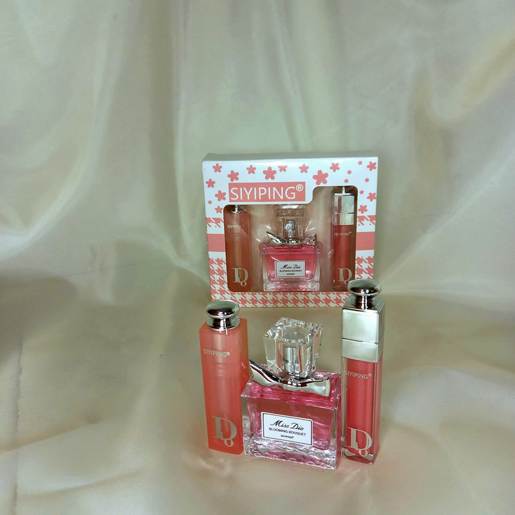 ست کادویی شاین لب و مینی عطر و بالم لب